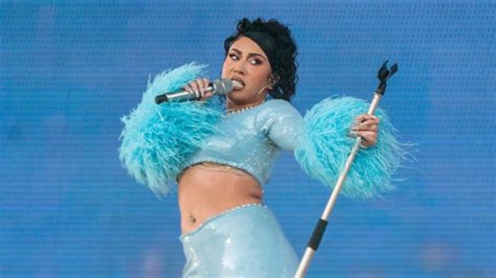 Kali Uchis apresenta live gratuita no YouTube; saiba como assistir! Poltrona Vip
