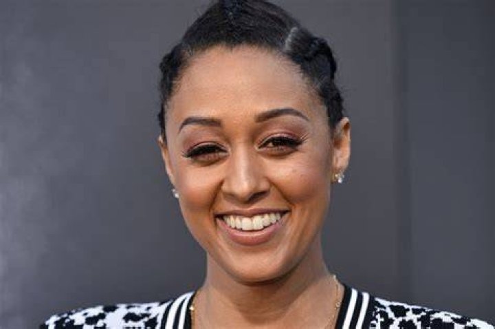 Tia Mowry Net Worth Net Worth Lists